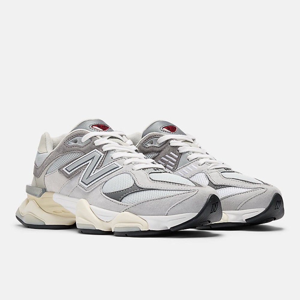 New Balance 0960 Sneakers